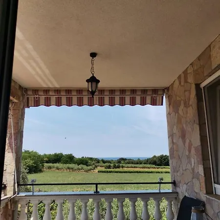Vesna Apartman *