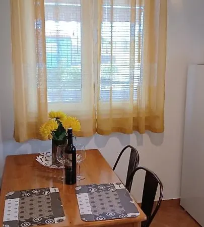 Vesna Apartman *
